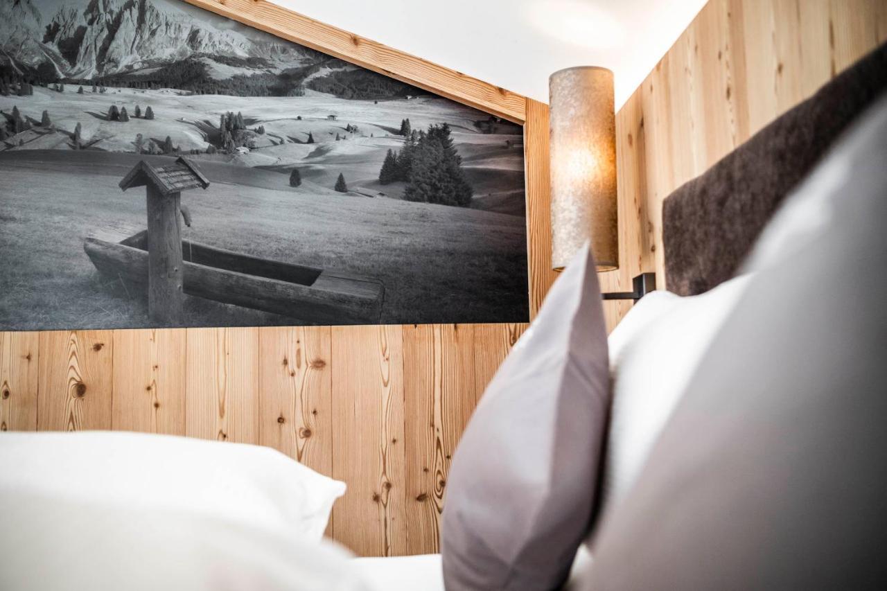 Cadepunt The Dolomites Lodge Σέλβα ντι Βαλ Γκαρντένα Εξωτερικό φωτογραφία